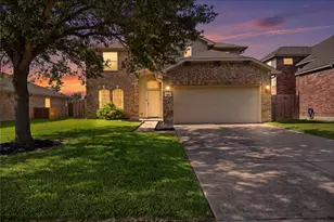 9114 Creekside Ct, Hitchcock, TX 77563 - Photo 1