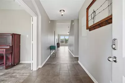 9114 Creekside Court, Hitchcock, TX 77563 - Photo 3