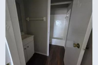 12738 Shannon Hills Drive, Houston, TX 77099 - Photo 21