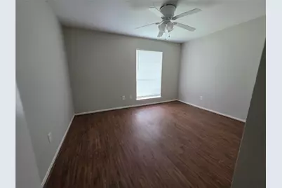 12738 Shannon Hills Drive, Houston, TX 77099 - Photo 19