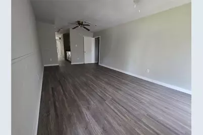 12738 Shannon Hills Drive, Houston, TX 77099 - Photo 5