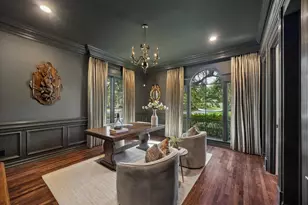 2249 Pelham Dr, Houston, TX 77019 - Photo 9