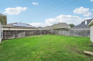 5918 Pebble Bank Ln, Houston, TX 77041 - Photo 37