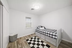 415 W Decherd St, Franklin, TX 77856 - Photo 15
