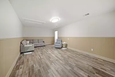 415 W Decherd Street, Franklin, TX 77856 - Photo 19