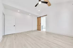 1035 W 24th St, Houston, TX 77008 - Photo 29
