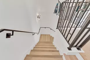 1035 W 24th St, Houston, TX 77008 - Photo 9