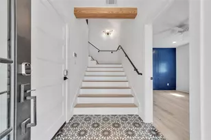 1035 W 24th St, Houston, TX 77008 - Photo 3