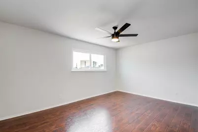 37 San Jacinto Drive, Galveston, TX 77550 - Photo 23
