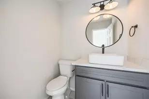 37 San Jacinto Dr, Galveston, TX 77550 - Photo 11
