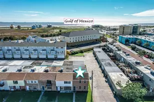 37 San Jacinto Dr, Galveston, TX 77550 - Photo 1