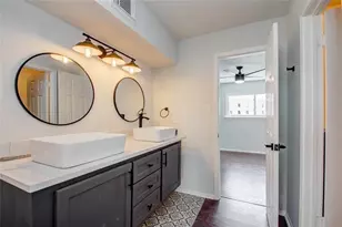 37 San Jacinto Dr, Galveston, TX 77550 - Photo 21