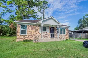 934 Lehman St, Houston, TX 77018 - Photo 1