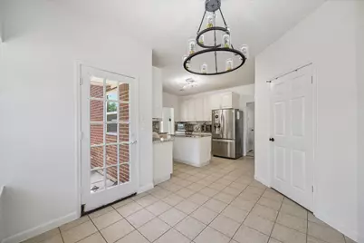 2503 Hodges Bend Circle, Sugar Land, TX 77479 - Photo 9