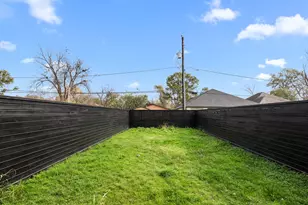 7818 Hanfro Ln, Houston, TX 77088 - Photo 35