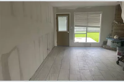 1811 Hanbury Court, Sugar Land, TX 77498 - Photo 9