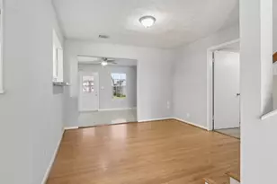 519 Oldcastle St, Houston, TX 77013 - Photo 7