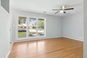 519 Oldcastle St, Houston, TX 77013 - Photo 5