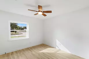 1322 Littleport Ln, Channelview, TX 77530 - Photo 13