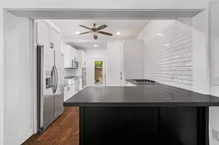 1210 Hawthorne St, Houston, TX 77006 - Photo 15