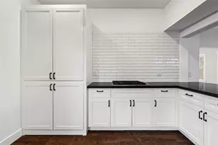 1210 Hawthorne St, Houston, TX 77006 - Photo 17