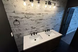 1309 Tarley St, Houston, TX 77009 - Photo 21