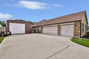 200 Milo St, Dayton, TX 77535 - Photo 5