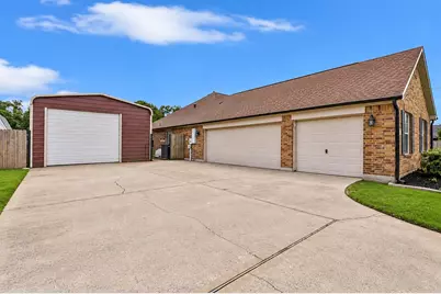 200 Milo Street, Dayton, TX 77535 - Photo 3