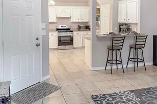 817 S 1st St, La Porte, TX 77571 - Photo 7