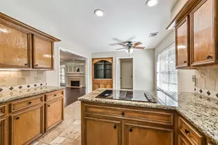 3910 Misty Gardens Ct, Kingwood, TX 77339 - Photo 25
