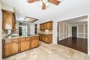 3910 Misty Gardens Ct, Kingwood, TX 77339 - Photo 19