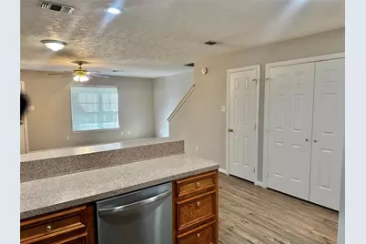 404 Peach Street #1, Tomball, TX 77375 - Photo 7