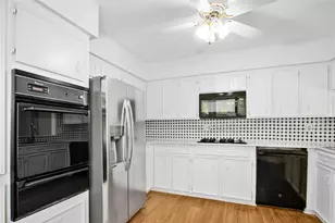 2005 S Savanna Ct S, League City, TX 77573 - Photo 15