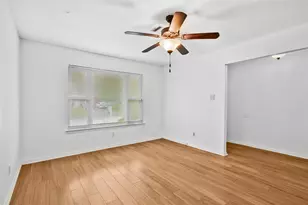 2005 S Savanna Ct S, League City, TX 77573 - Photo 7
