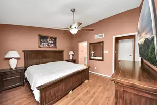 3600 Jeanetta St, Houston, TX 77063 - Photo 25