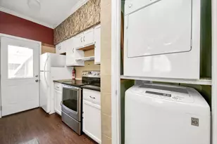 3600 Jeanetta St, Houston, TX 77063 - Photo 19