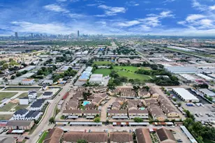 3600 Jeanetta St, Houston, TX 77063 - Photo 3