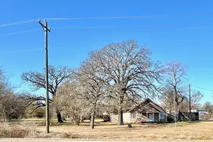 592 Burr Rd, Madisonville, TX 77864 - Photo 1