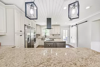 18502 Wells Court, Pearland, TX 77584 - Photo 13