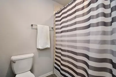 7419 French Quarter Court, Fulshear, TX 77441 - Photo 25