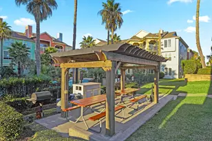 7000 Seawall Blvd, Galveston, TX 77551 - Photo 29