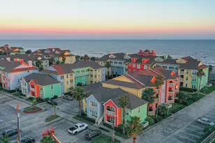 7000 Seawall Blvd, Galveston, TX 77551 - Photo 31