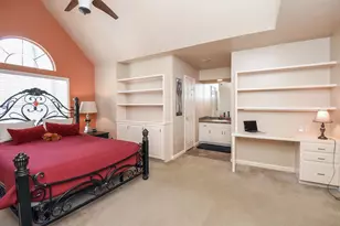 5619 Seclusion Dr, Houston, TX 77049 - Photo 17