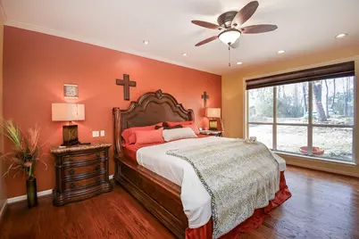 5619 Seclusion Drive, Houston, TX 77049 - Photo 13