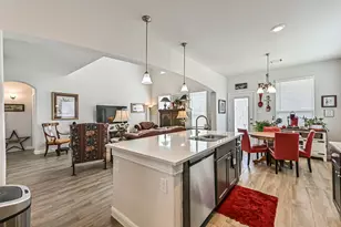 356 Selah Ct, Alvin, TX 77511 - Photo 17