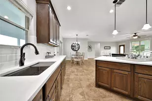 2398 Settler's Way Dr, Sealy, TX 77474 - Photo 9