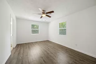 61 Hicks Loop W, Cleveland, TX 77328 - Photo 15
