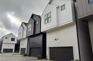 2705 Oakwood Crst Ln, Houston, TX 77018 - Photo 1