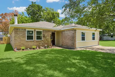 425 S Brownell Street, La Porte, TX 77571 - Photo 3