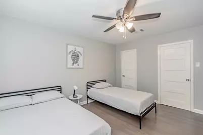 1102 45th Street, Galveston, TX 77550 - Photo 27